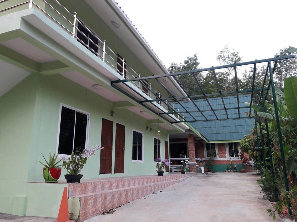 Pingpong 'S House Koh Chang Extérieur photo